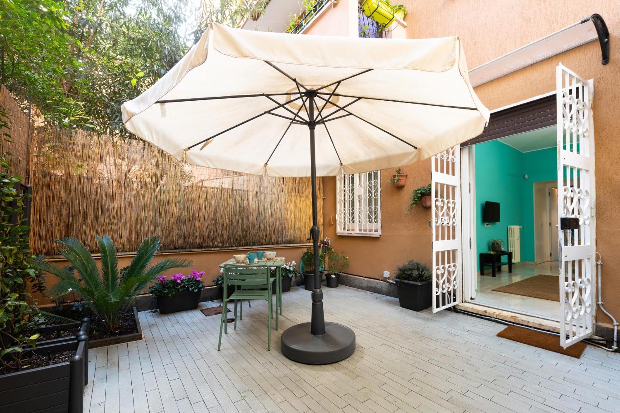 Casa Vegezio Near Vatican Museum And Metro Cipro Private Garden Check-in From 3 Pm To 10 Pm Rom